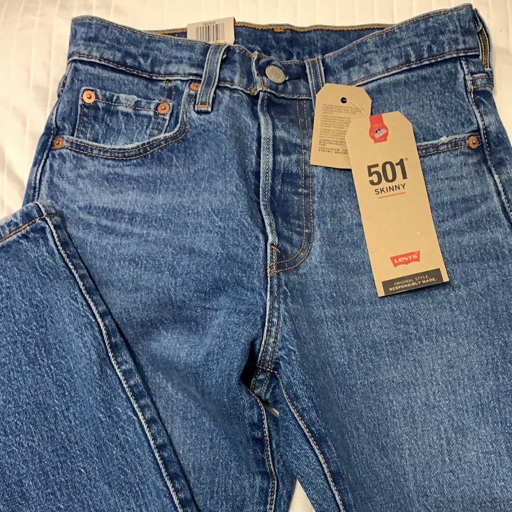 Levi’s 501 skinny jeans size 24x28